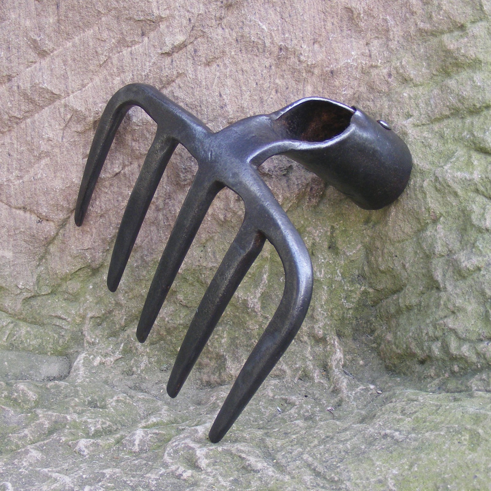 alte Hacke geschmiedete Kartoffelhacke Krail 5zinkig Feldhacke 186mm